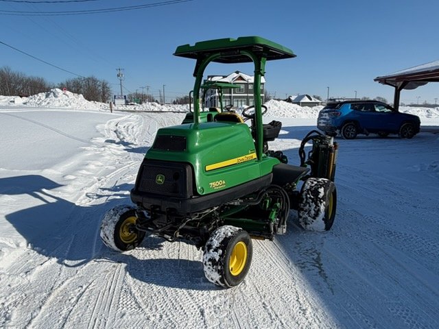 johndeere6065364.jpg.515ac14755eb5238932bec175624e2d0.jpg