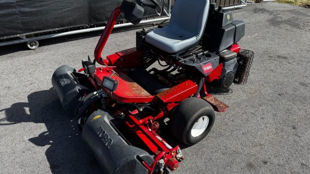 toro_approx_5mb.jpg.2c5d5229cbbb4deddc3c7086f08a9b9c.jpg